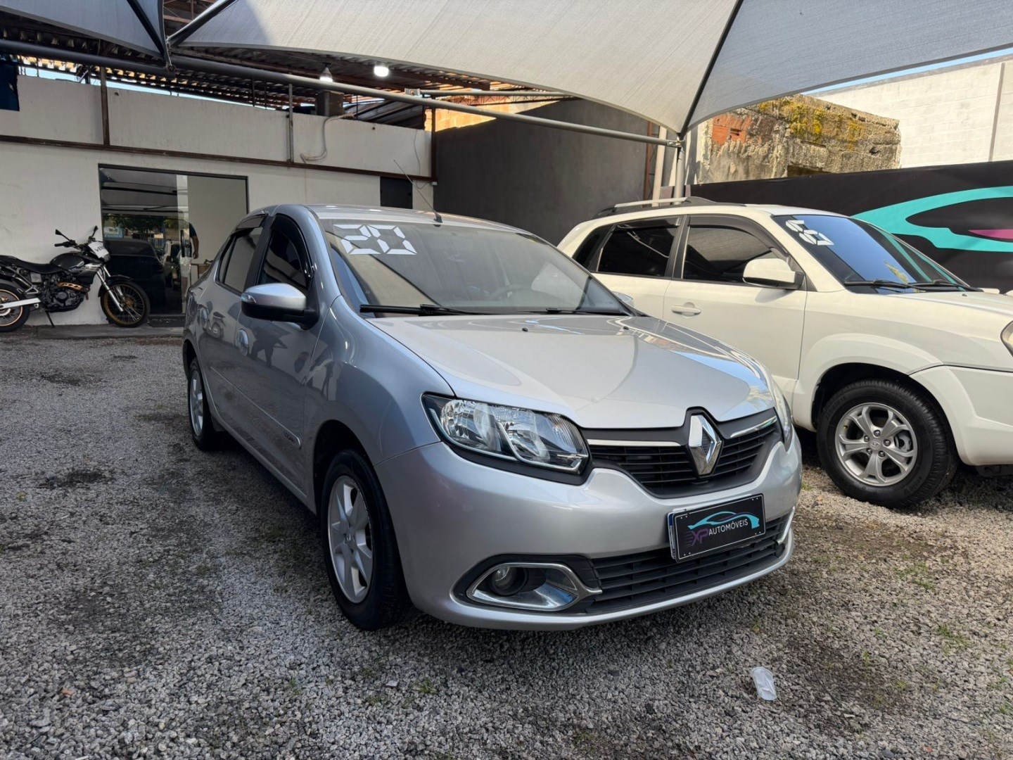 RENAULT LOGAN