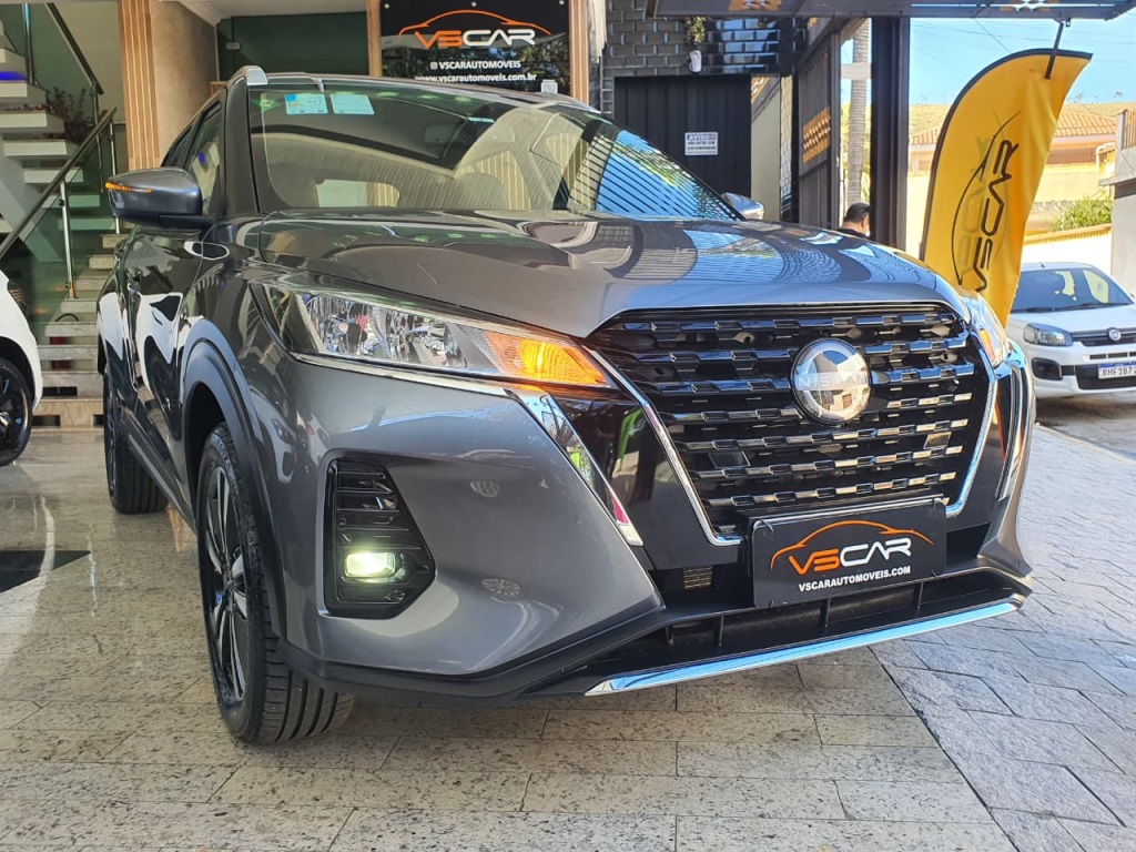 NISSAN KICKS PLAY