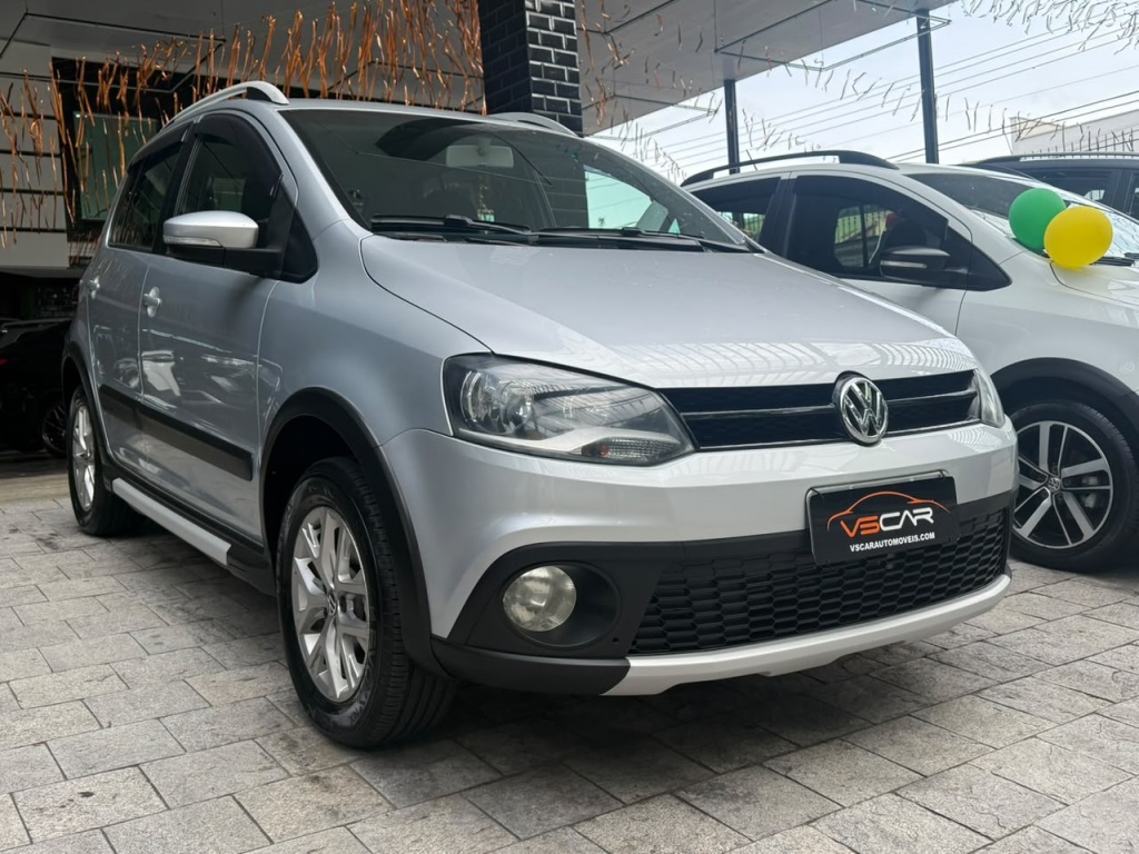 VOLKSWAGEN CROSSFOX