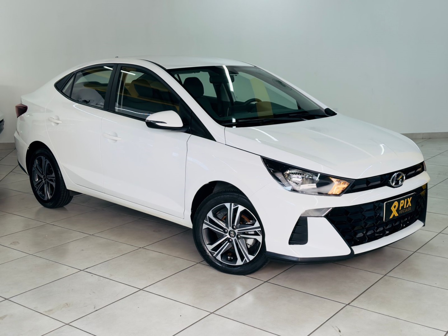 HYUNDAI HB20S