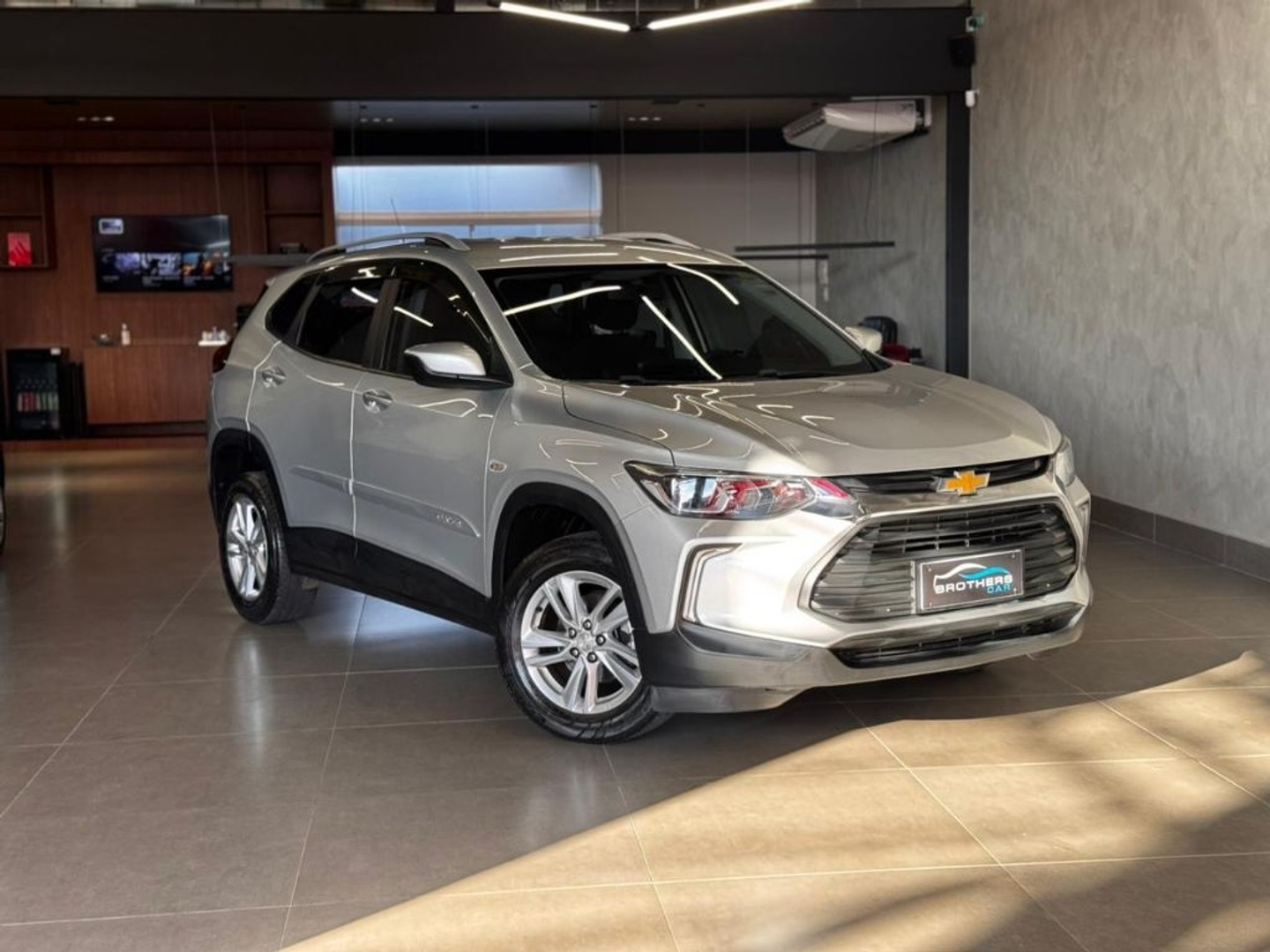 CHEVROLET TRACKER