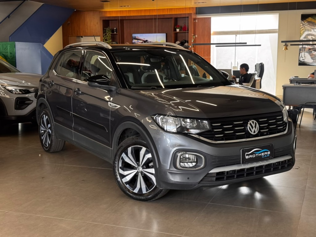 VOLKSWAGEN T-CROSS