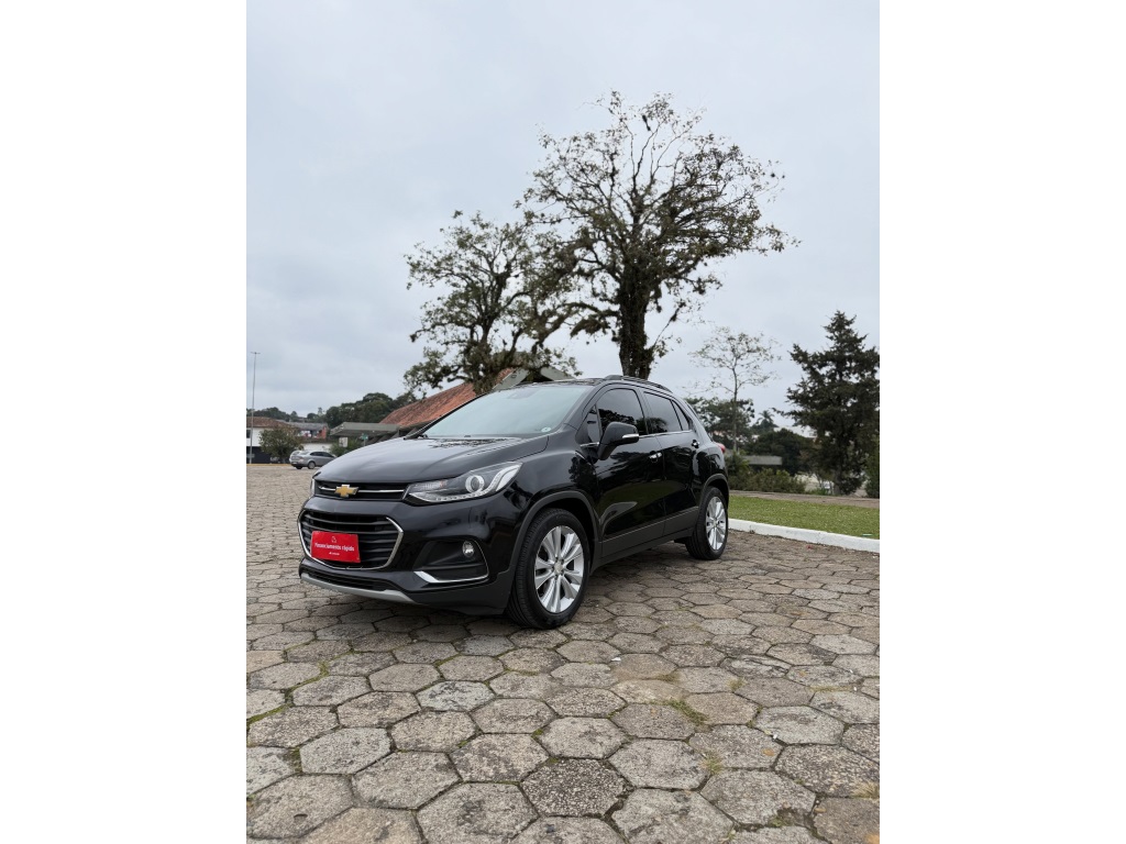 CHEVROLET TRACKER