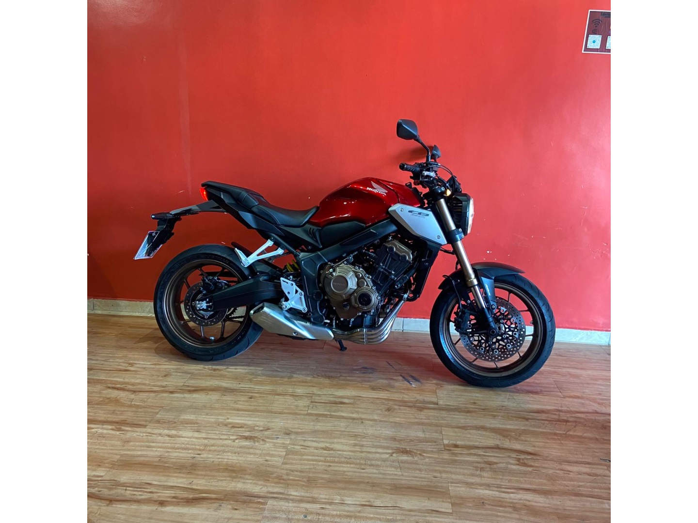HONDA CB 650R