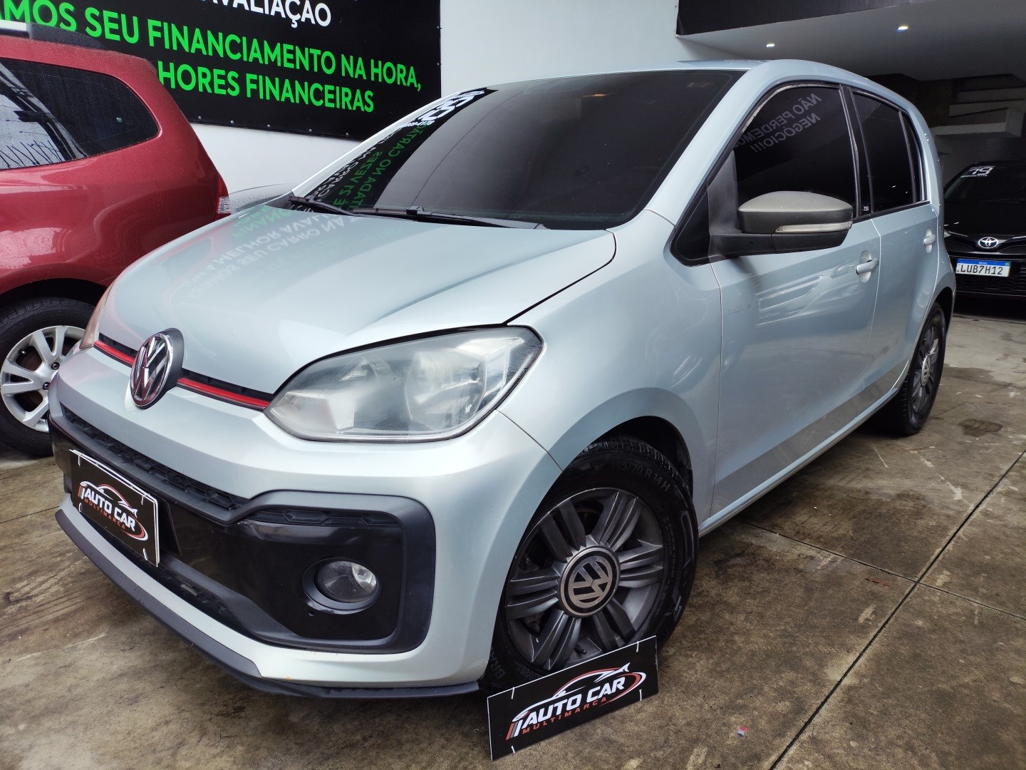VOLKSWAGEN UP