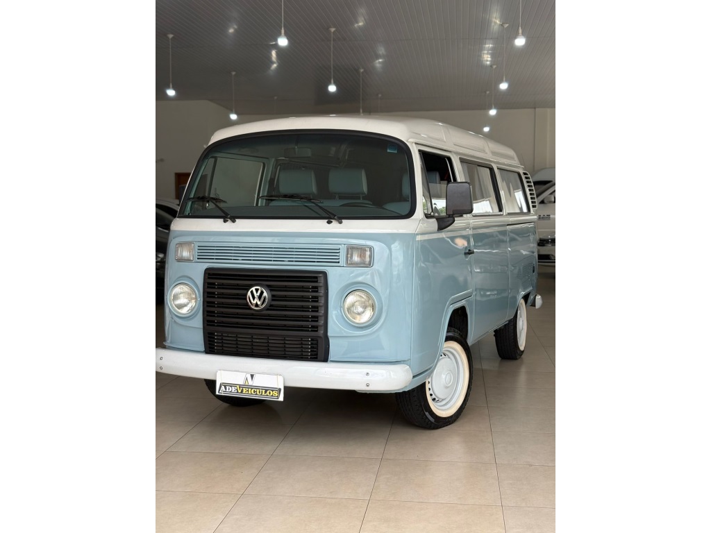 VOLKSWAGEN KOMBI