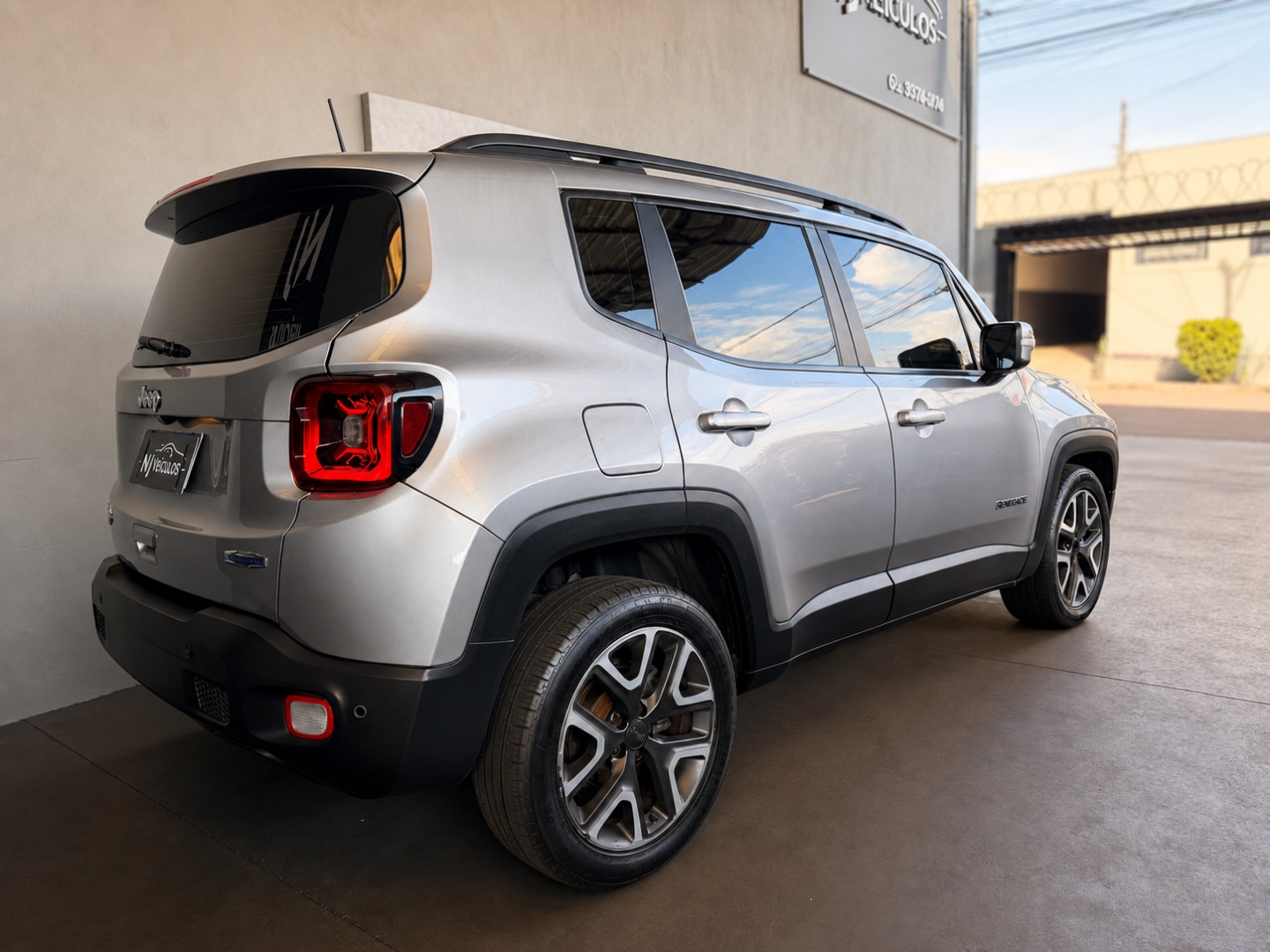 Jeep Renegade 2.0 16V Turbo Diesel Longitude 4P 4X4 Automático - foto 3