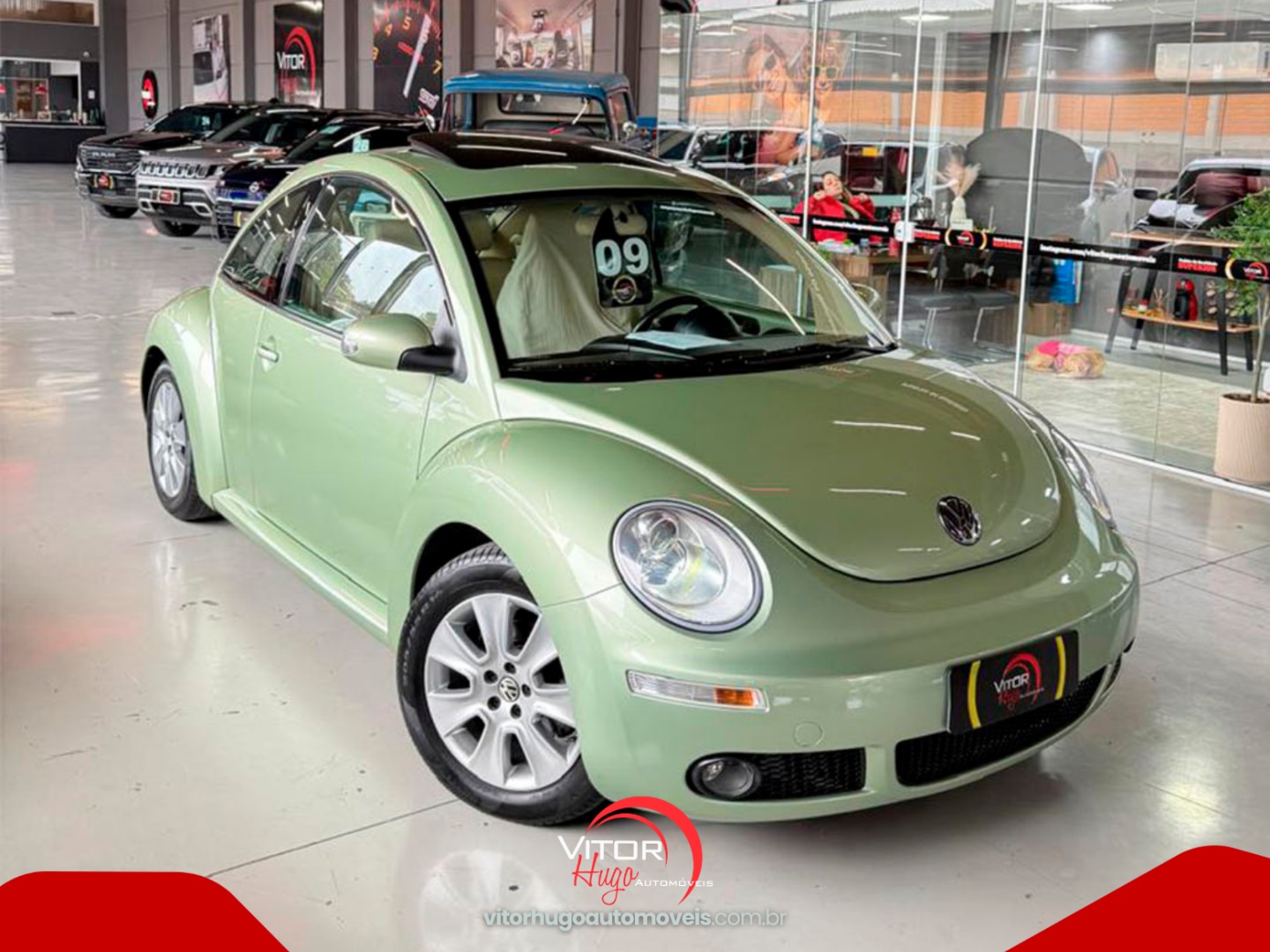 VOLKSWAGEN NEW BEETLE