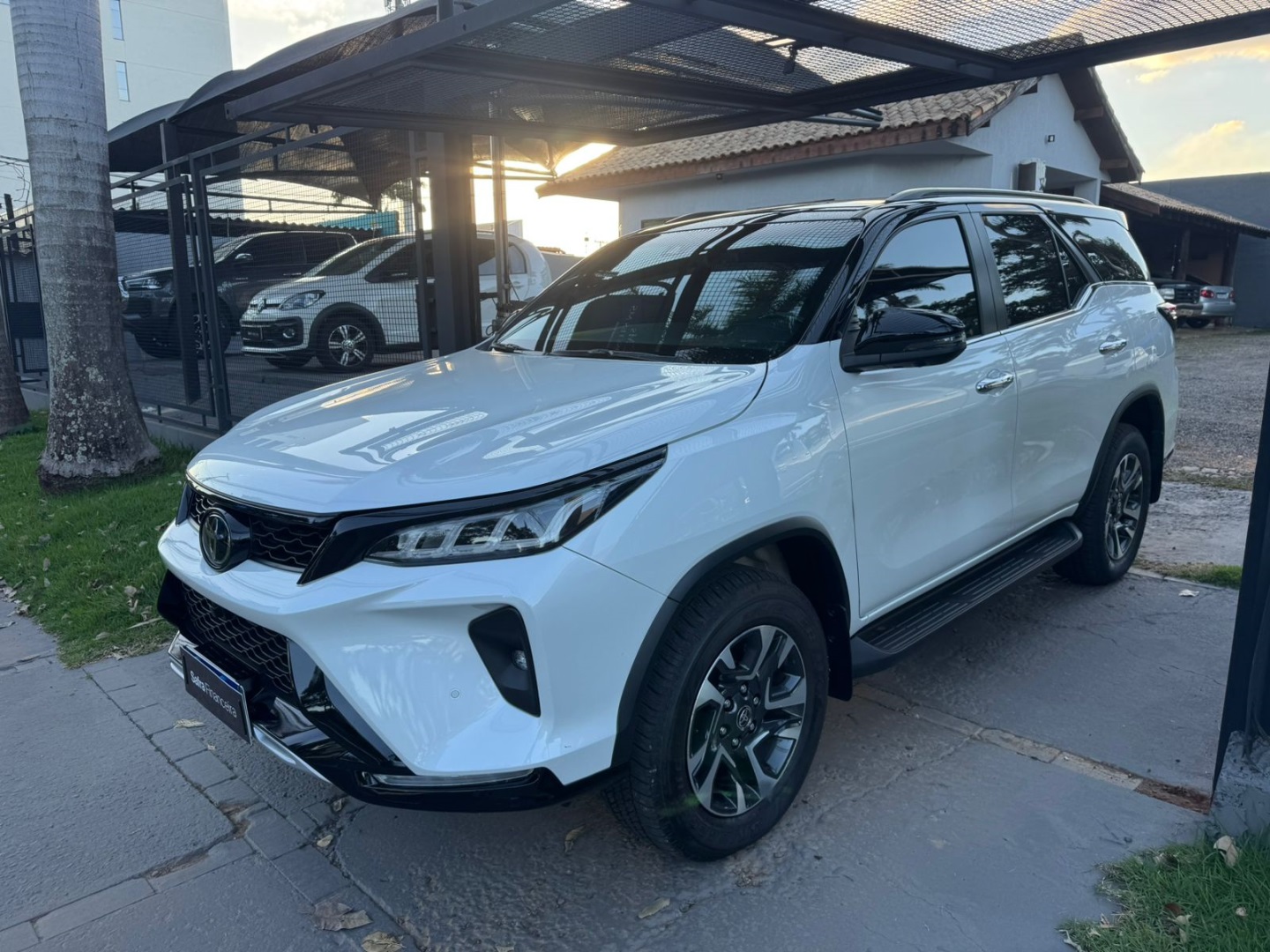 TOYOTA HILUX SW4