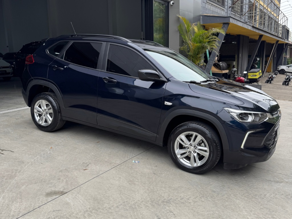 CHEVROLET TRACKER