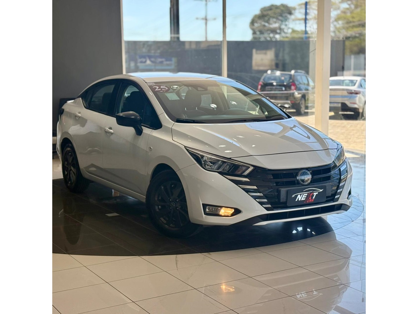 NISSAN VERSA