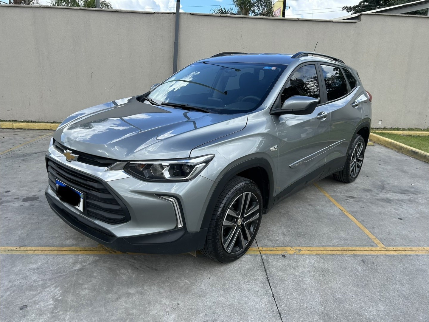 CHEVROLET TRACKER