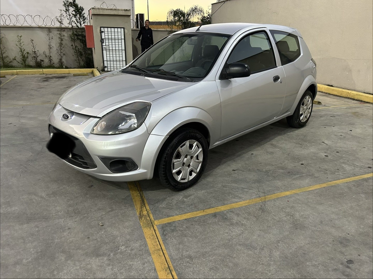 FORD KA