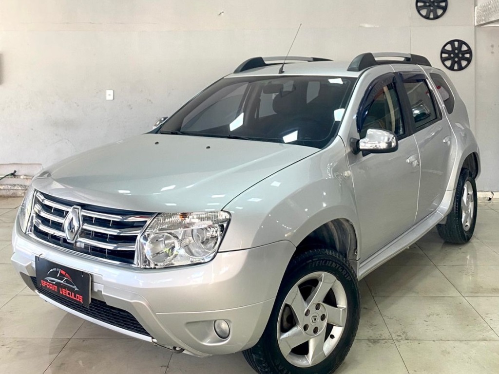 RENAULT DUSTER