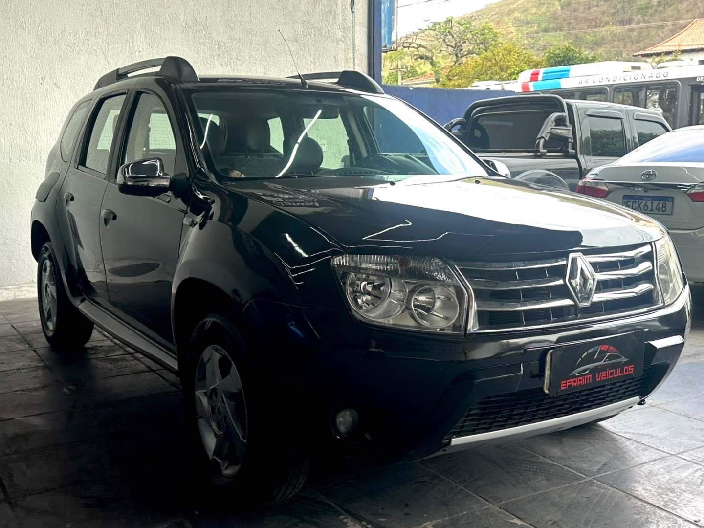 RENAULT DUSTER