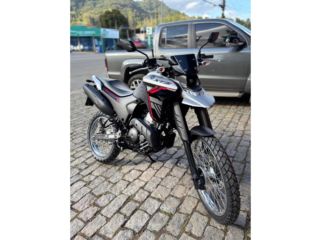 YAMAHA XTZ LANDER
