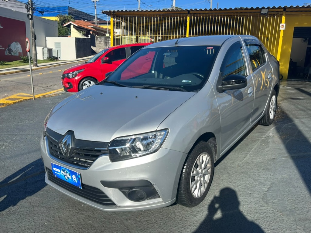 RENAULT LOGAN