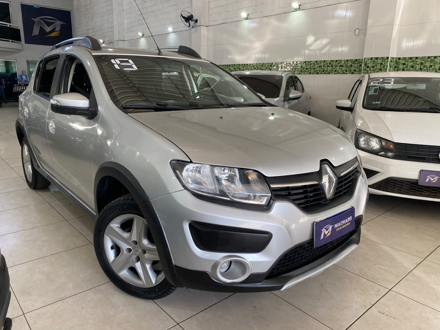 RENAULT SANDERO