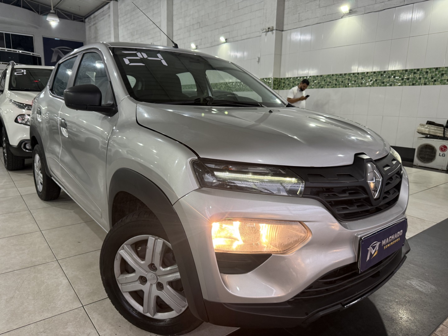RENAULT KWID
