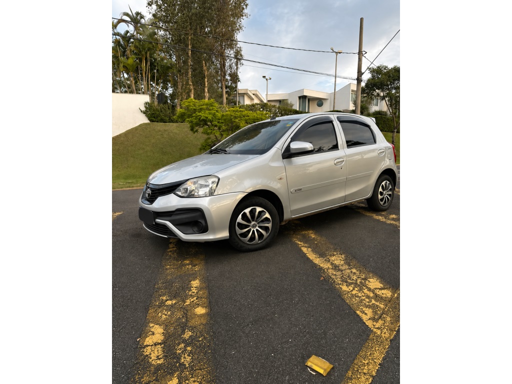 TOYOTA ETIOS