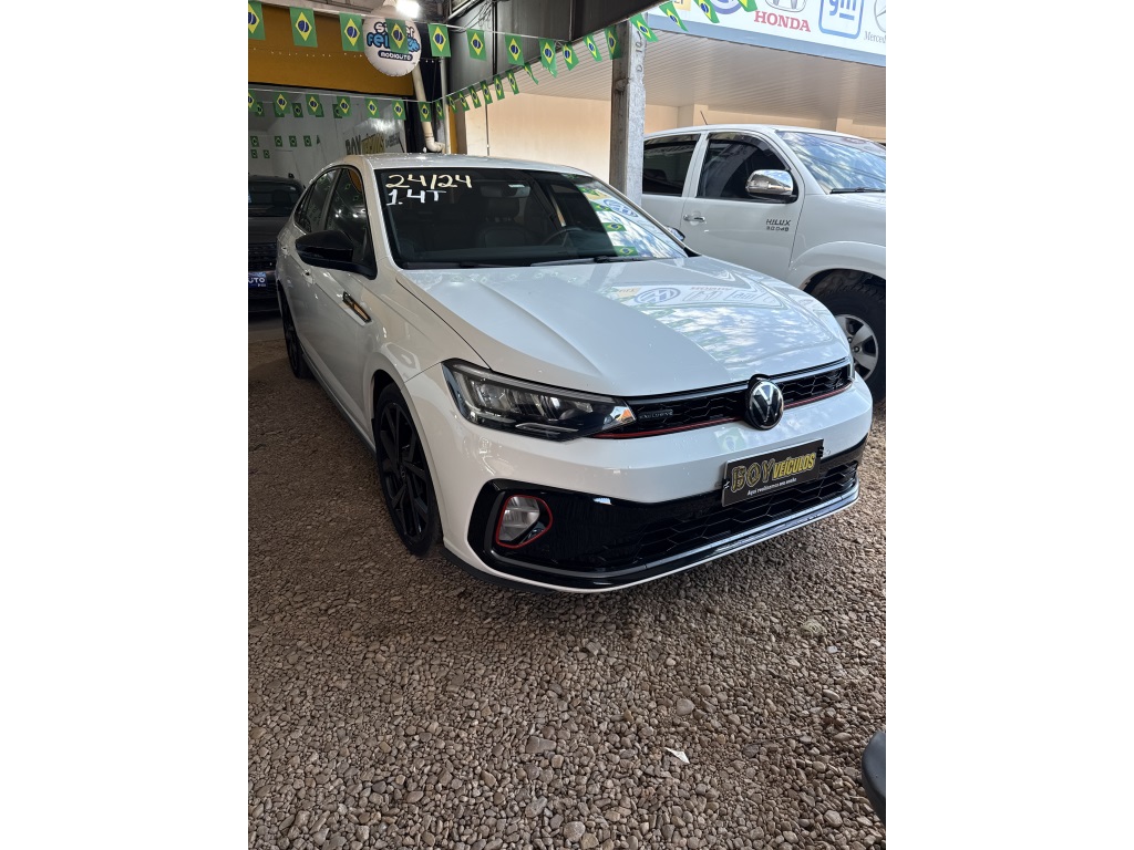 VOLKSWAGEN VIRTUS