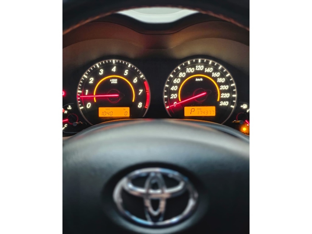 Toyota Corolla 1.8 GLi 16V Flex 4P Automático - foto 13