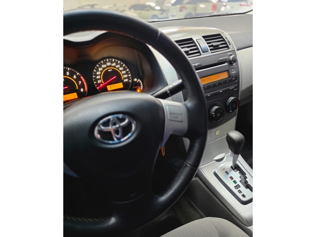 Toyota Corolla 1.8 GLi 16V Flex 4P Automático - foto 12