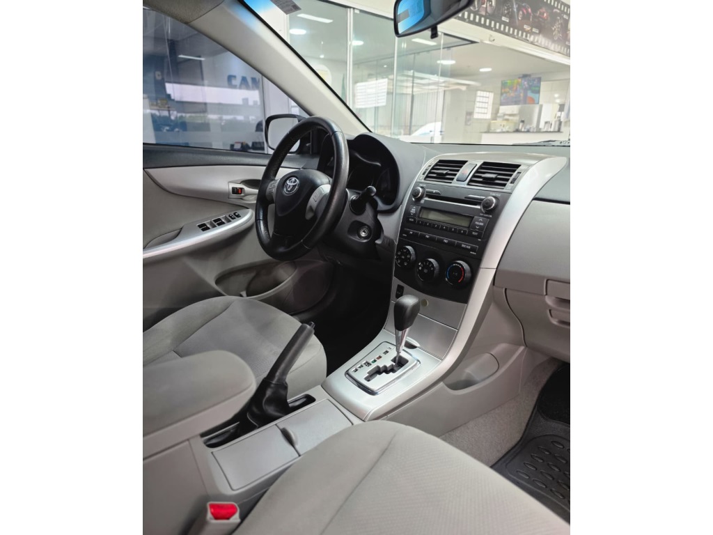 Toyota Corolla 1.8 GLi 16V Flex 4P Automático - foto 14