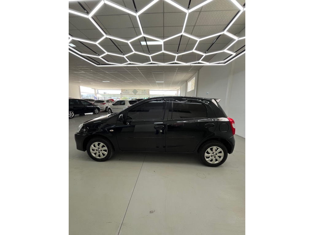 Toyota Etios 1.3 Xs 16V Flex 4P Manual - foto 5