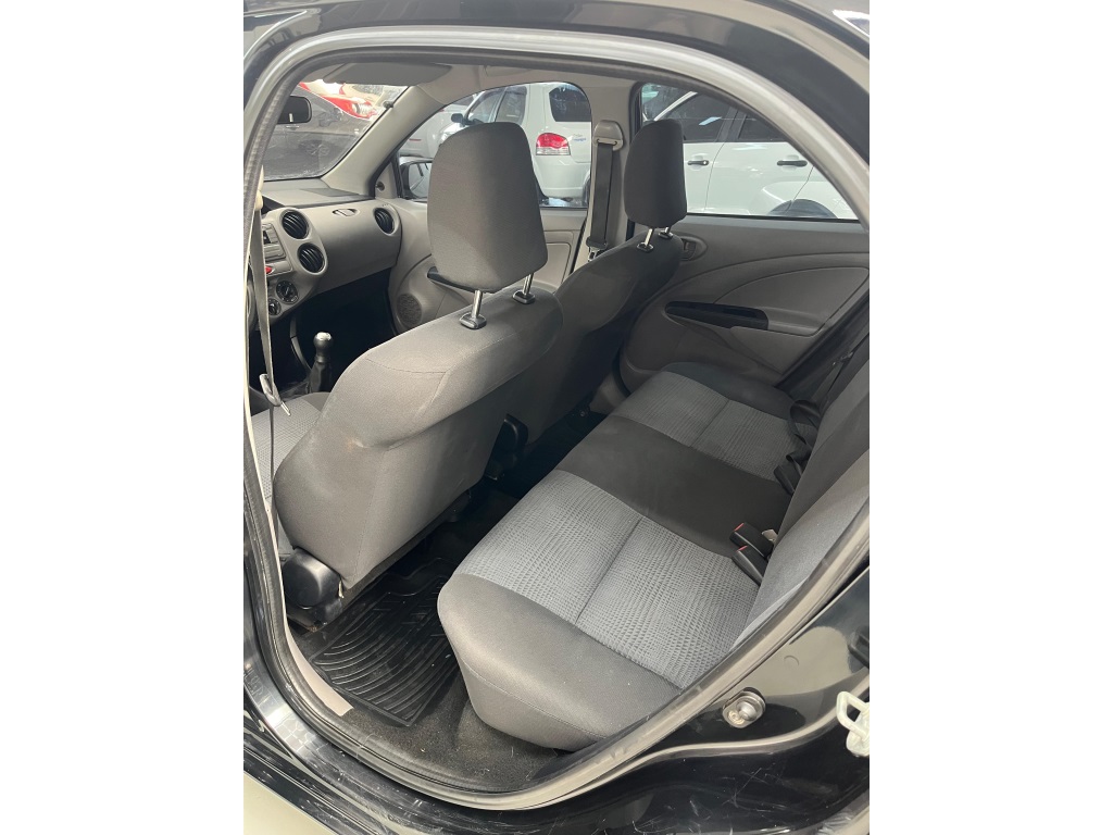 Toyota Etios 1.3 Xs 16V Flex 4P Manual - foto 14