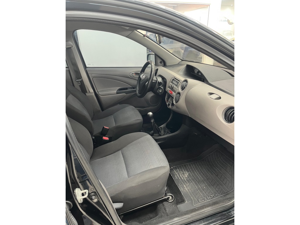 Toyota Etios 1.3 Xs 16V Flex 4P Manual - foto 15