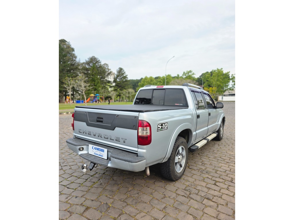 Chevrolet S10 2.4 Mpfi Executive 4X2 Cd 8V Flex 4P Manual - foto 2