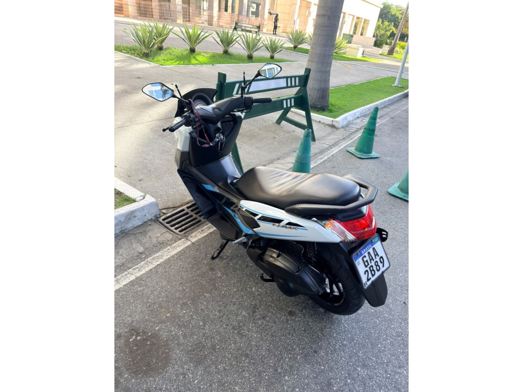 YAMAHA NMAX 160