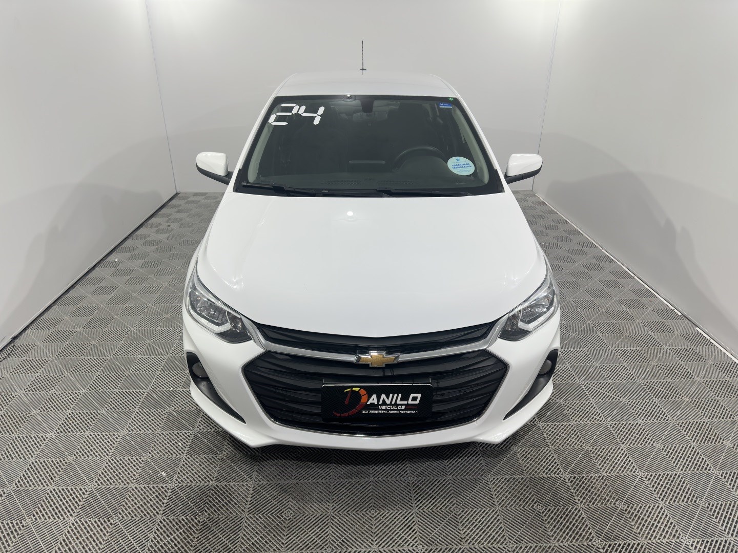 Chevrolet Onix Plus Plus LT 1.0 12V Flex 4P Mec. - foto 2