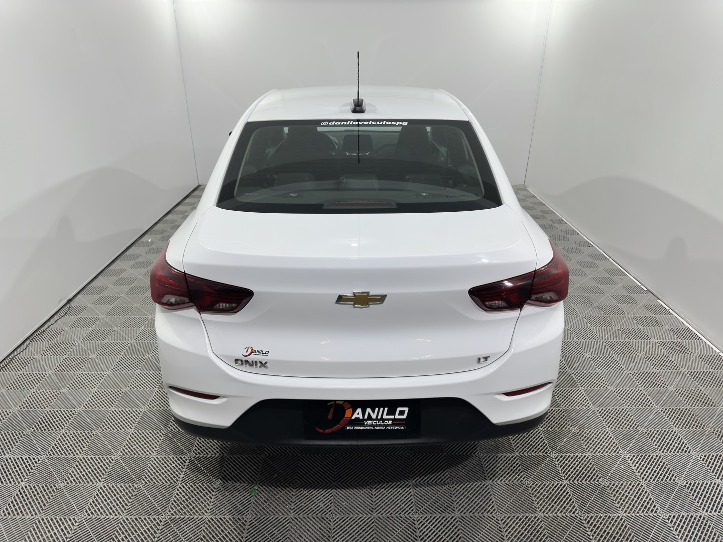 Chevrolet Onix Plus Plus LT 1.0 12V Flex 4P Mec. - foto 5