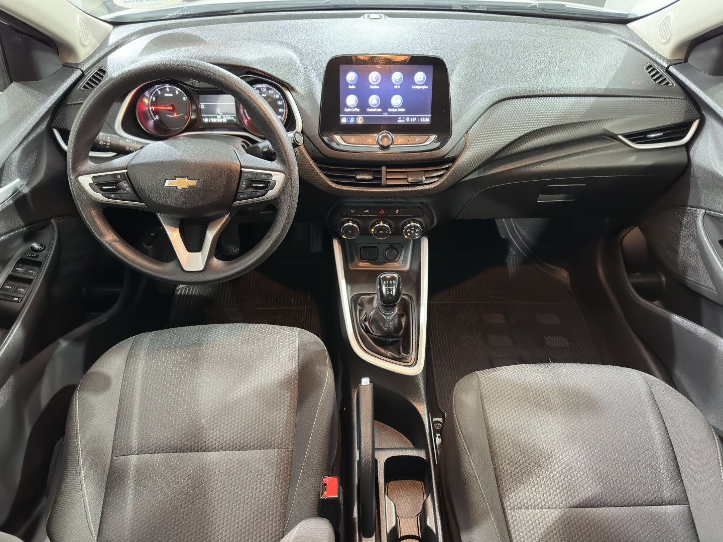 Chevrolet Onix Plus Plus LT 1.0 12V Flex 4P Mec. - foto 8