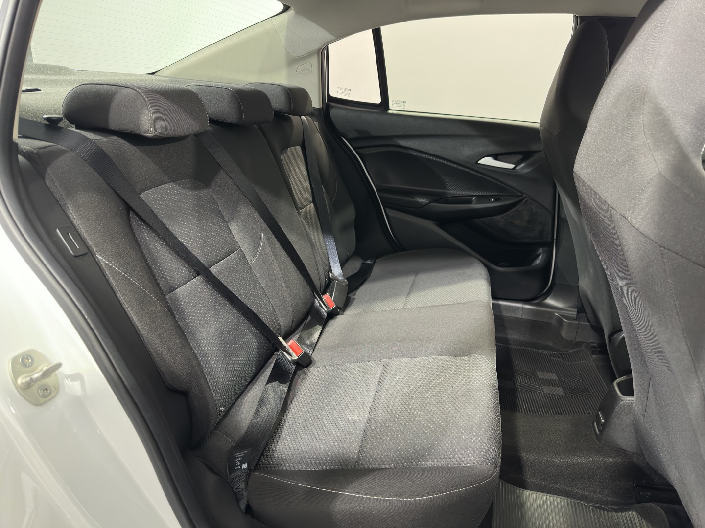 Chevrolet Onix Plus Plus LT 1.0 12V Flex 4P Mec. - foto 14
