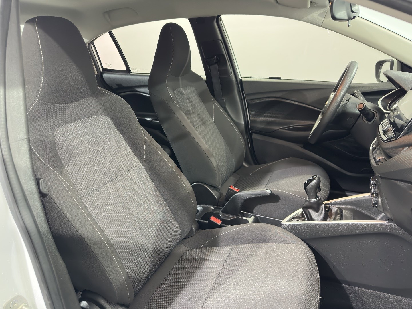 Chevrolet Onix Plus Plus LT 1.0 12V Flex 4P Mec. - foto 16