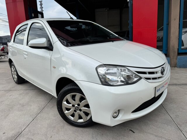 TOYOTA ETIOS