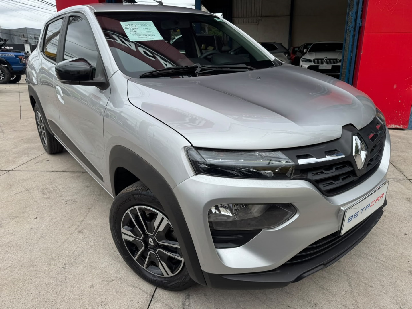 RENAULT KWID