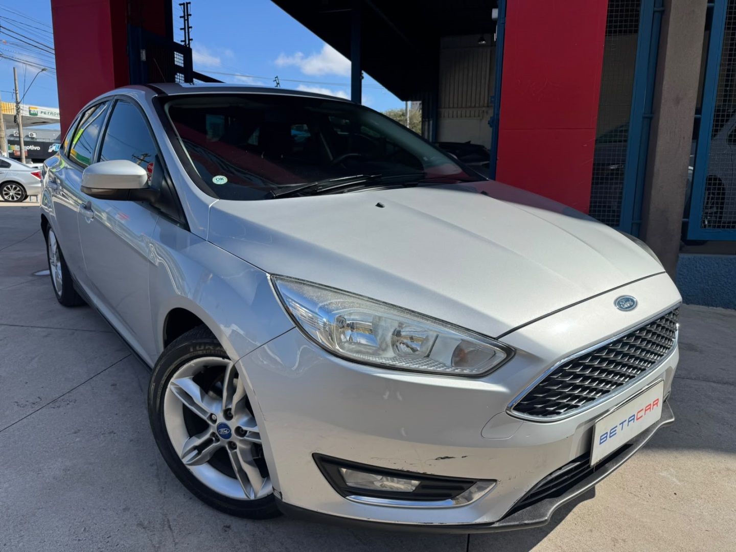 FORD FOCUS