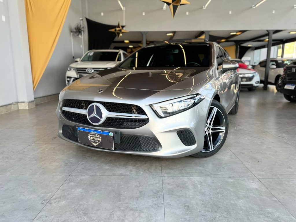 MERCEDES-BENZ A 200