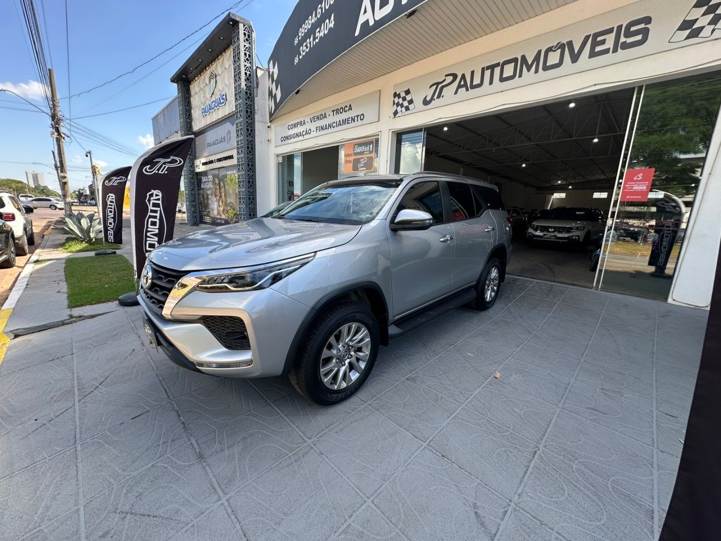TOYOTA HILUX SW4