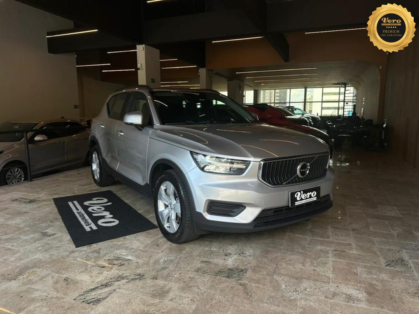 VOLVO XC 40