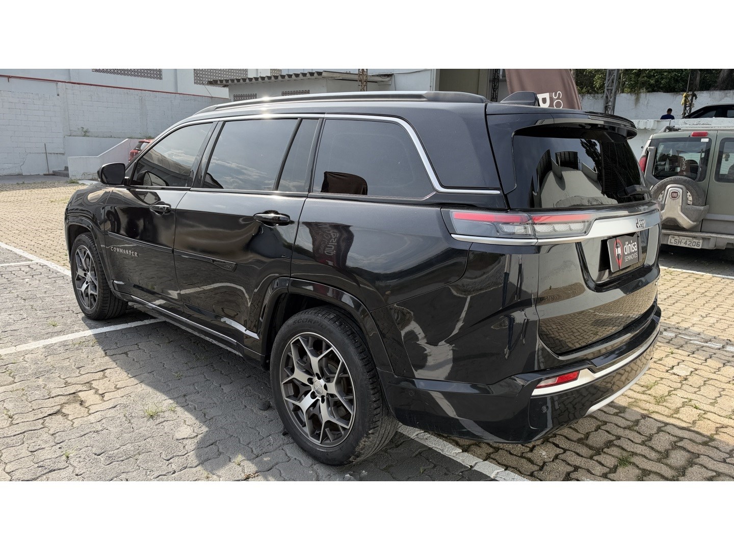 COMMANDER 1.3 T270 TURBO FLEX OVERLAND AT65