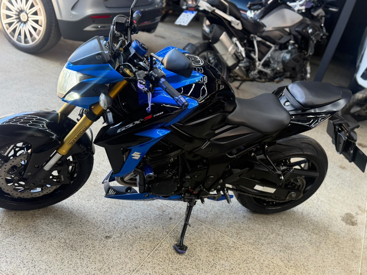 SUZUKI GSX-S 750A