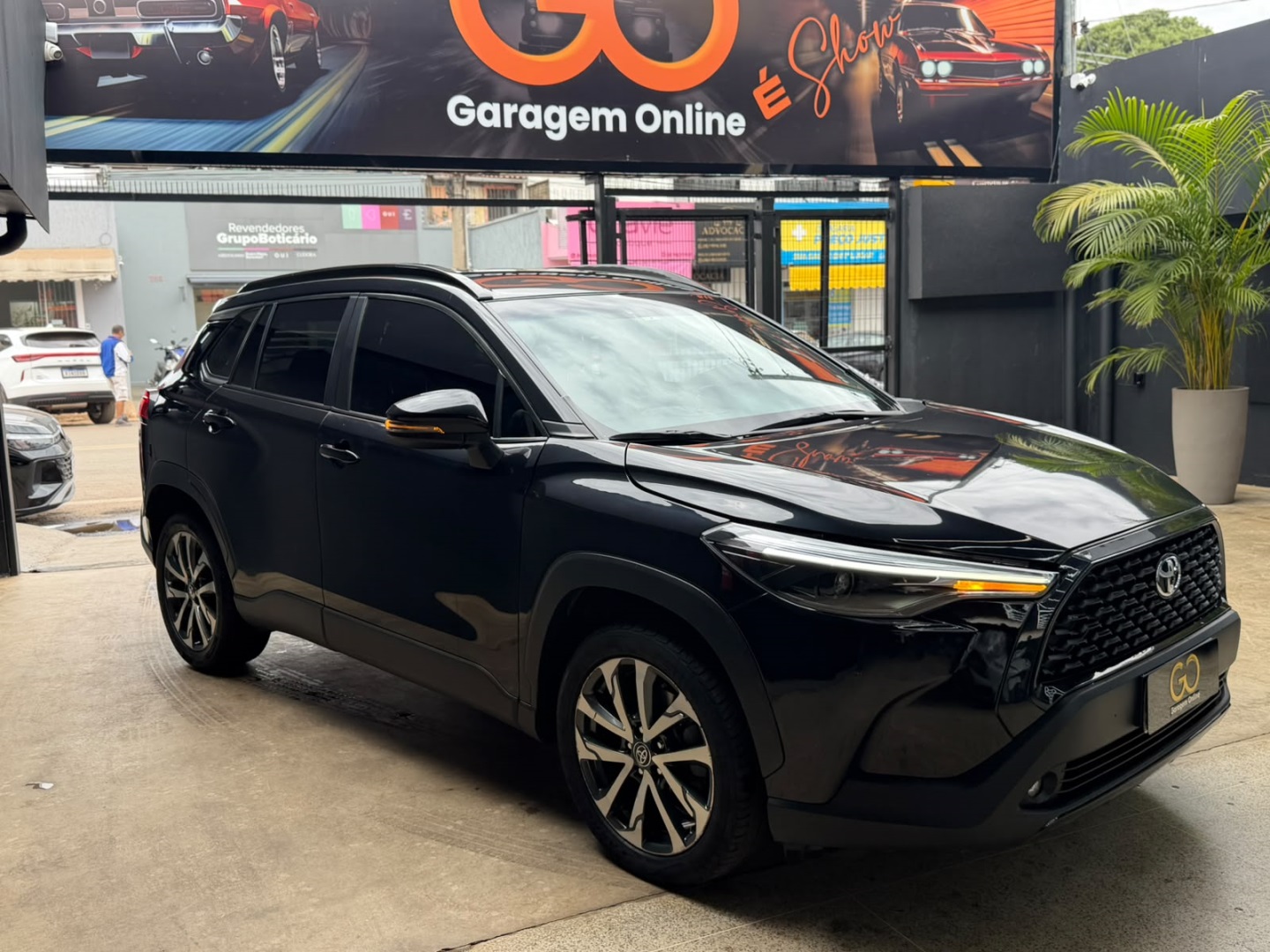 TOYOTA COROLLA CROSS