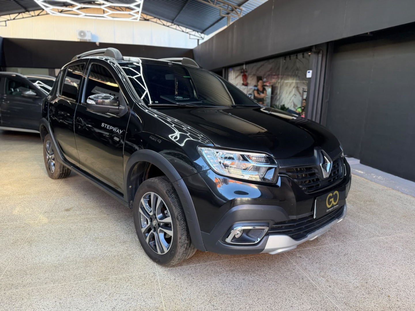 RENAULT SANDERO
