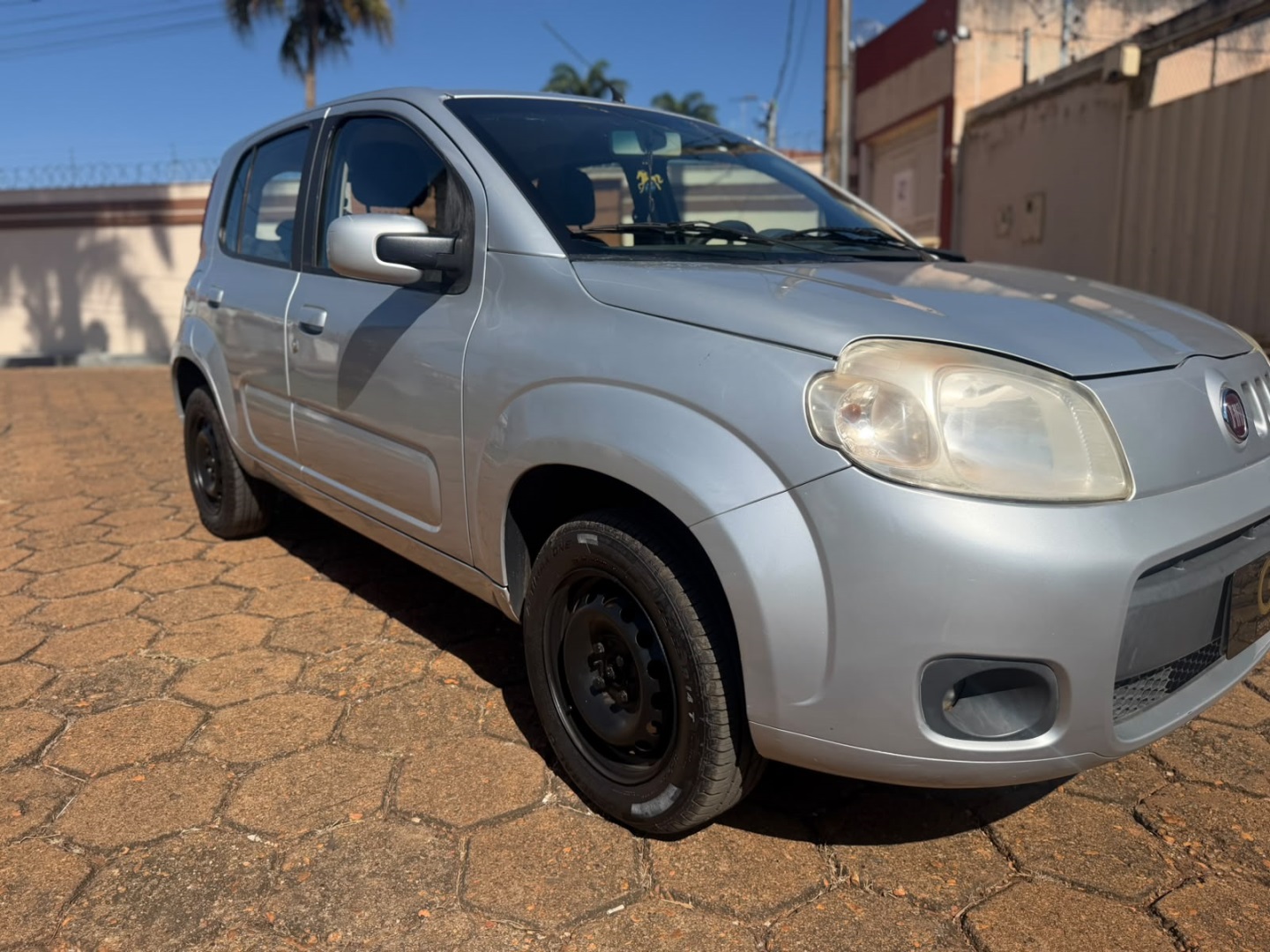 FIAT UNO