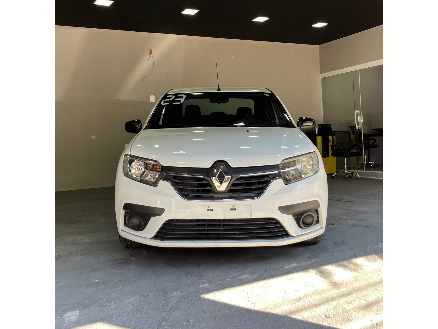RENAULT LOGAN